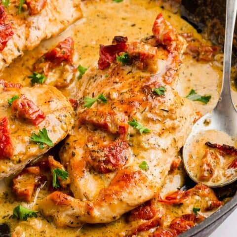 Easy Marry Me Chicken Recipe (Best Creamy Sauce)