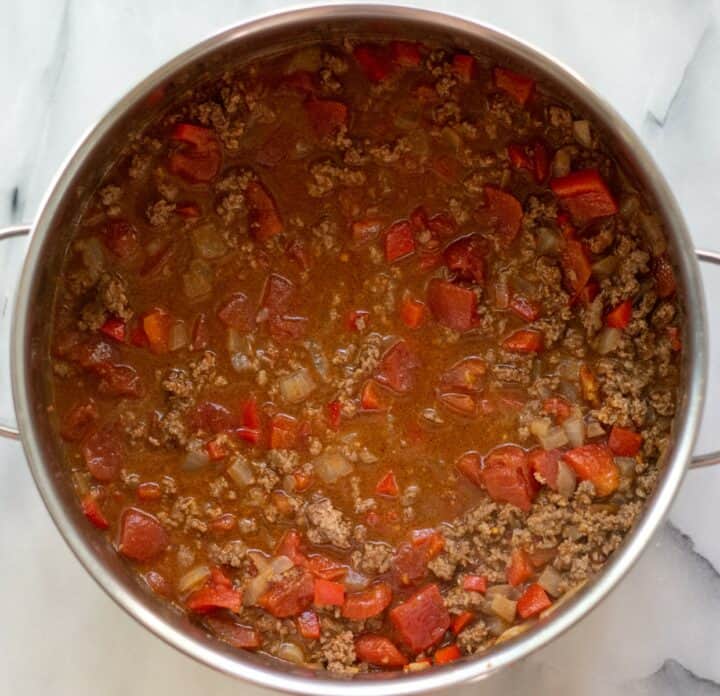 Fully cooked keto taco soup in a large pot.